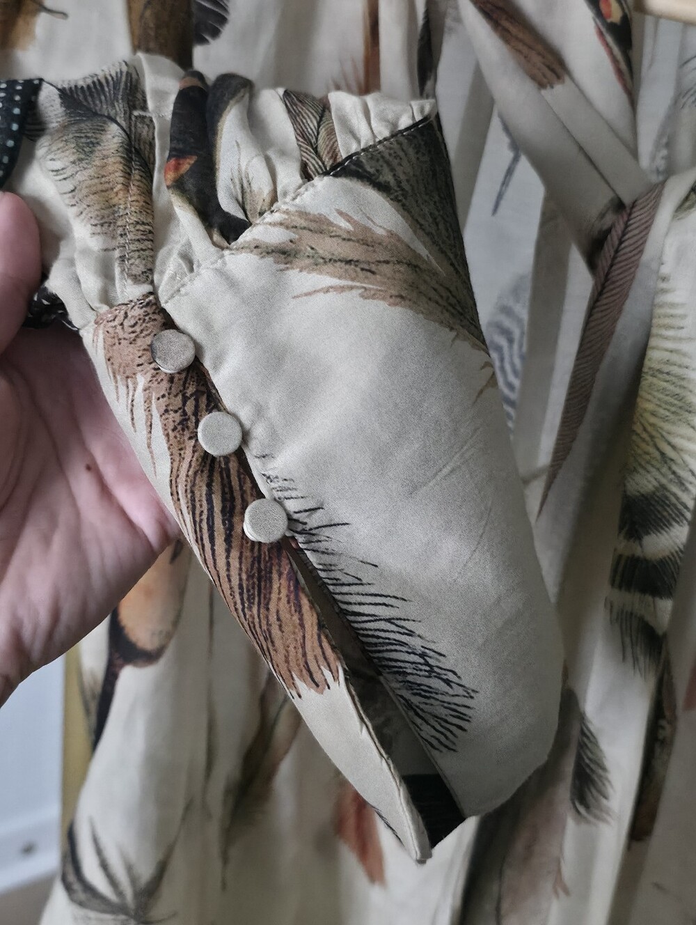 Banana Republic Harper Cotton-Silk Blouse, Size Small, Neutral, Feather Print - Picture 8 of 13